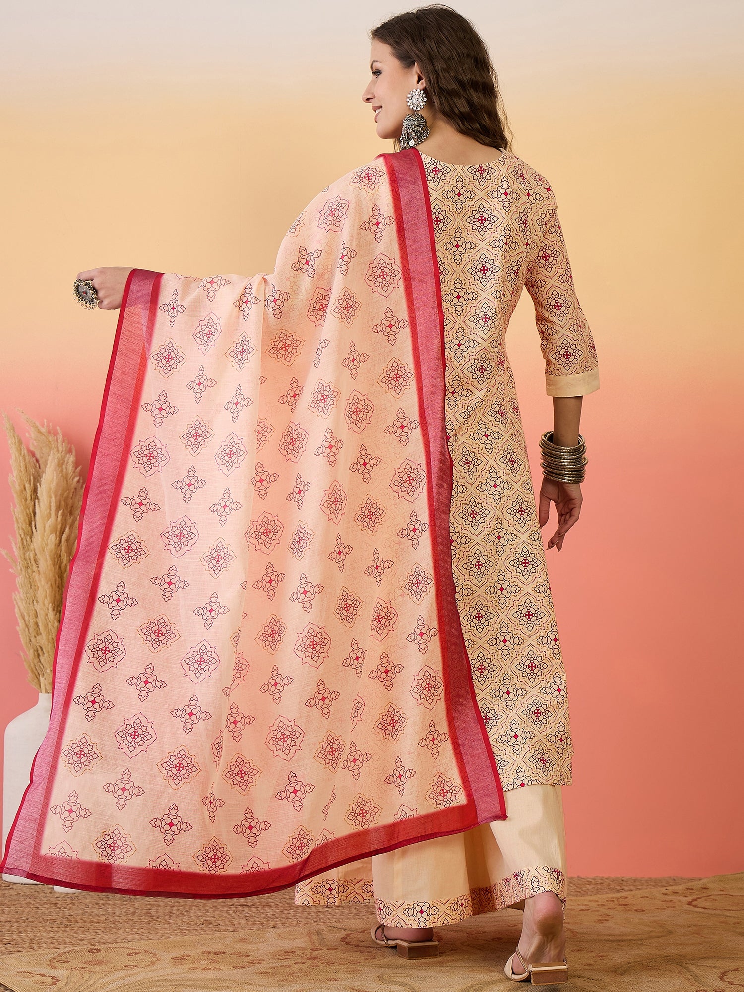 Women Printed Kurta & Palazzo With Dupatta