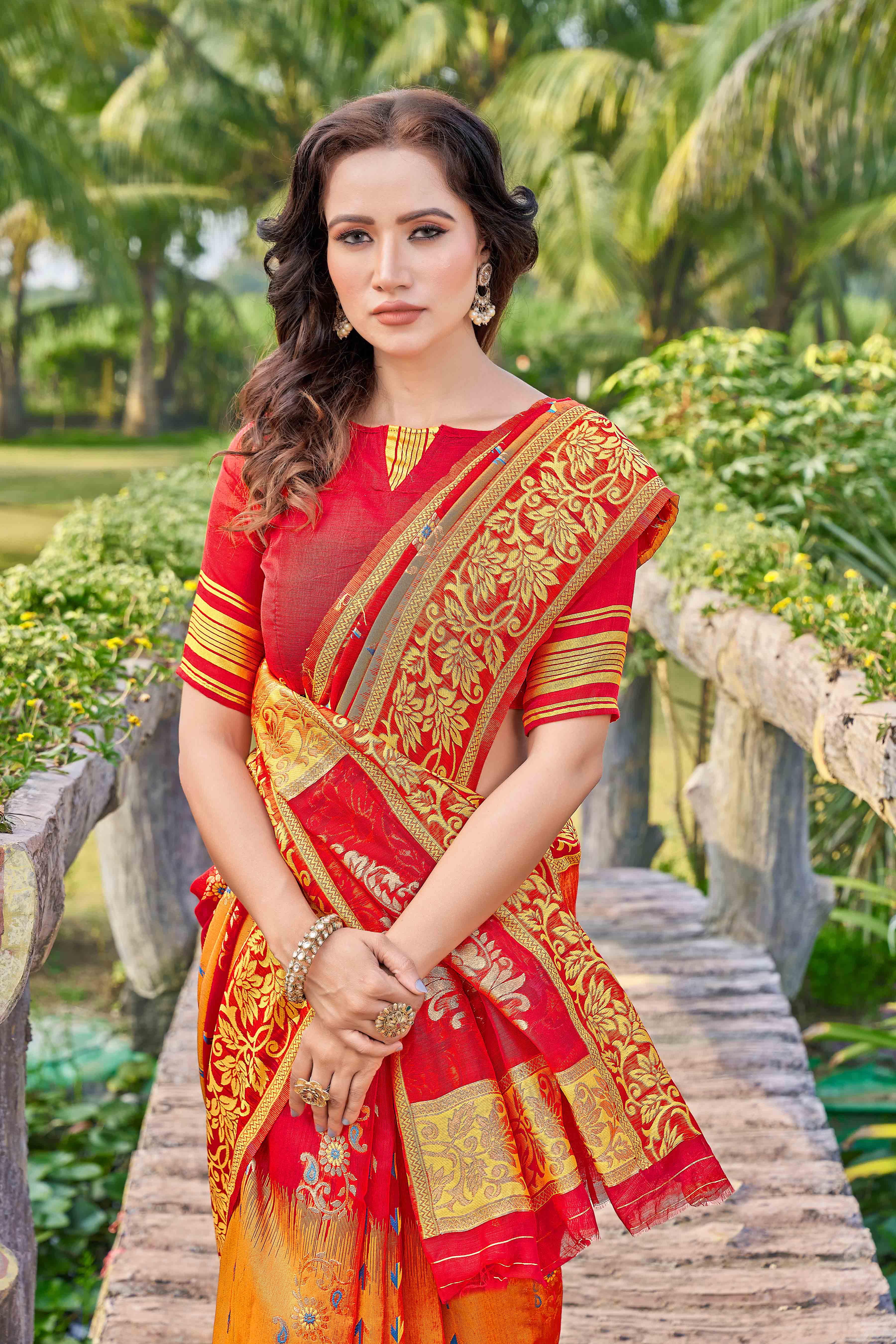 Ethnic Motifs Woven Design Zari Silk Cotton Jamdani Saree