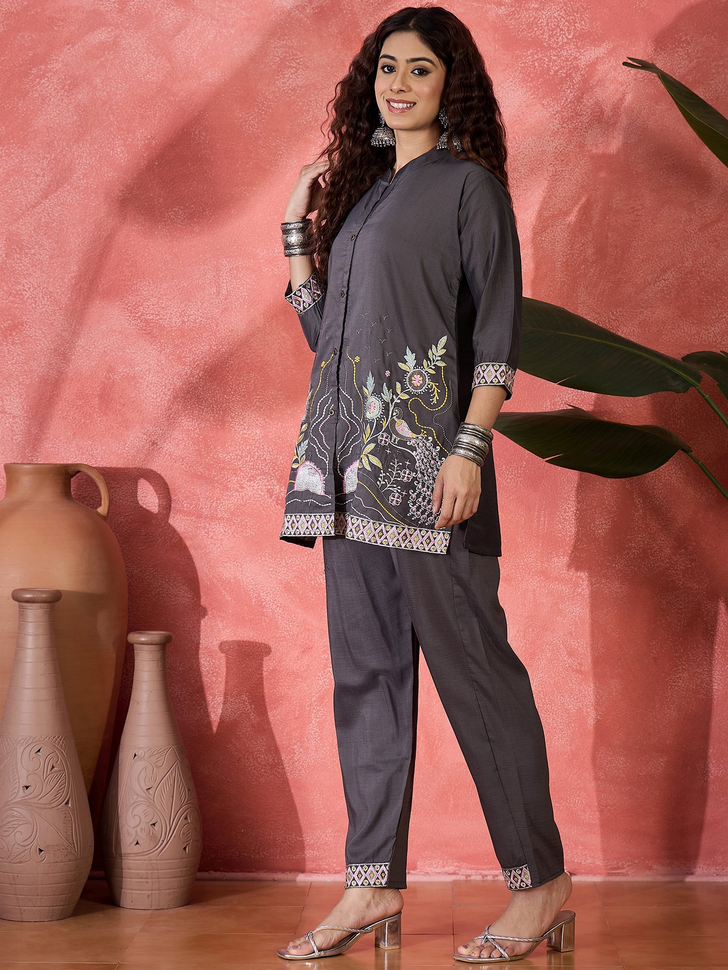 Embroidered Mandarin Collar Neck Tunic & Trousers Co-Ords