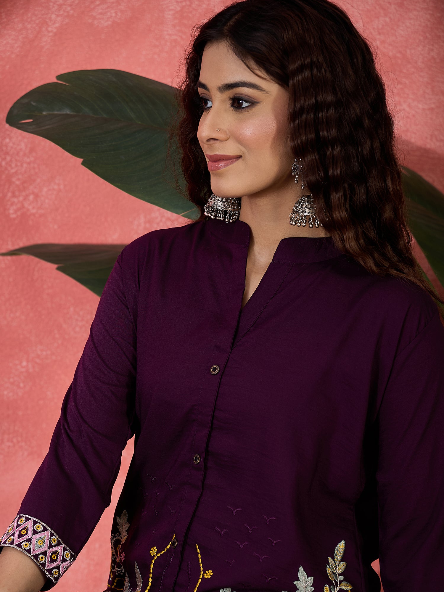 Embroidered Mandarin Collar Neck Tunic & Trousers Co-Ords