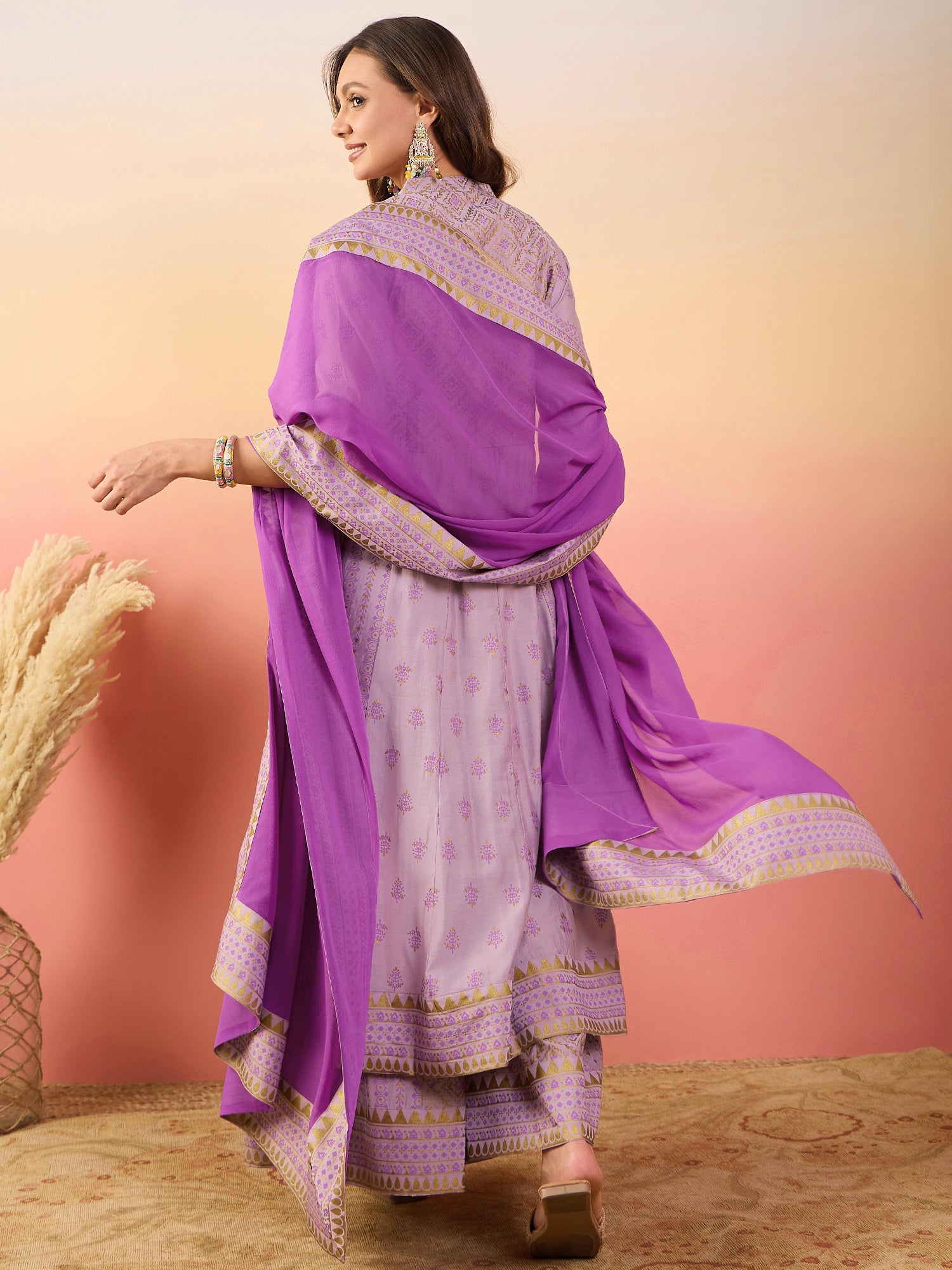 Women Embroidered Anarkali Kurta Set With Dupatta