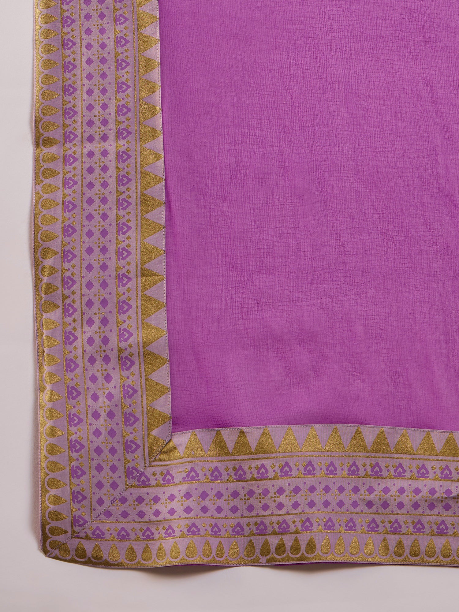 Women Embroidered Anarkali Kurta Set With Dupatta