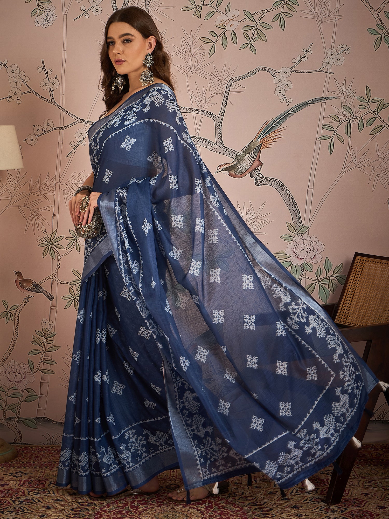 Ethnic Motifs Zari Linen Blend Saree