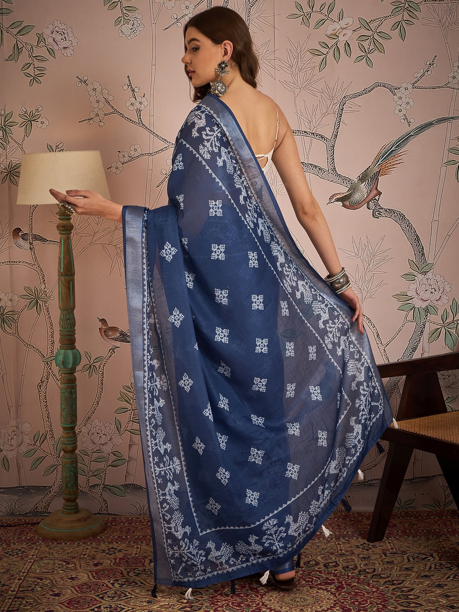 Ethnic Motifs Zari Linen Blend Saree