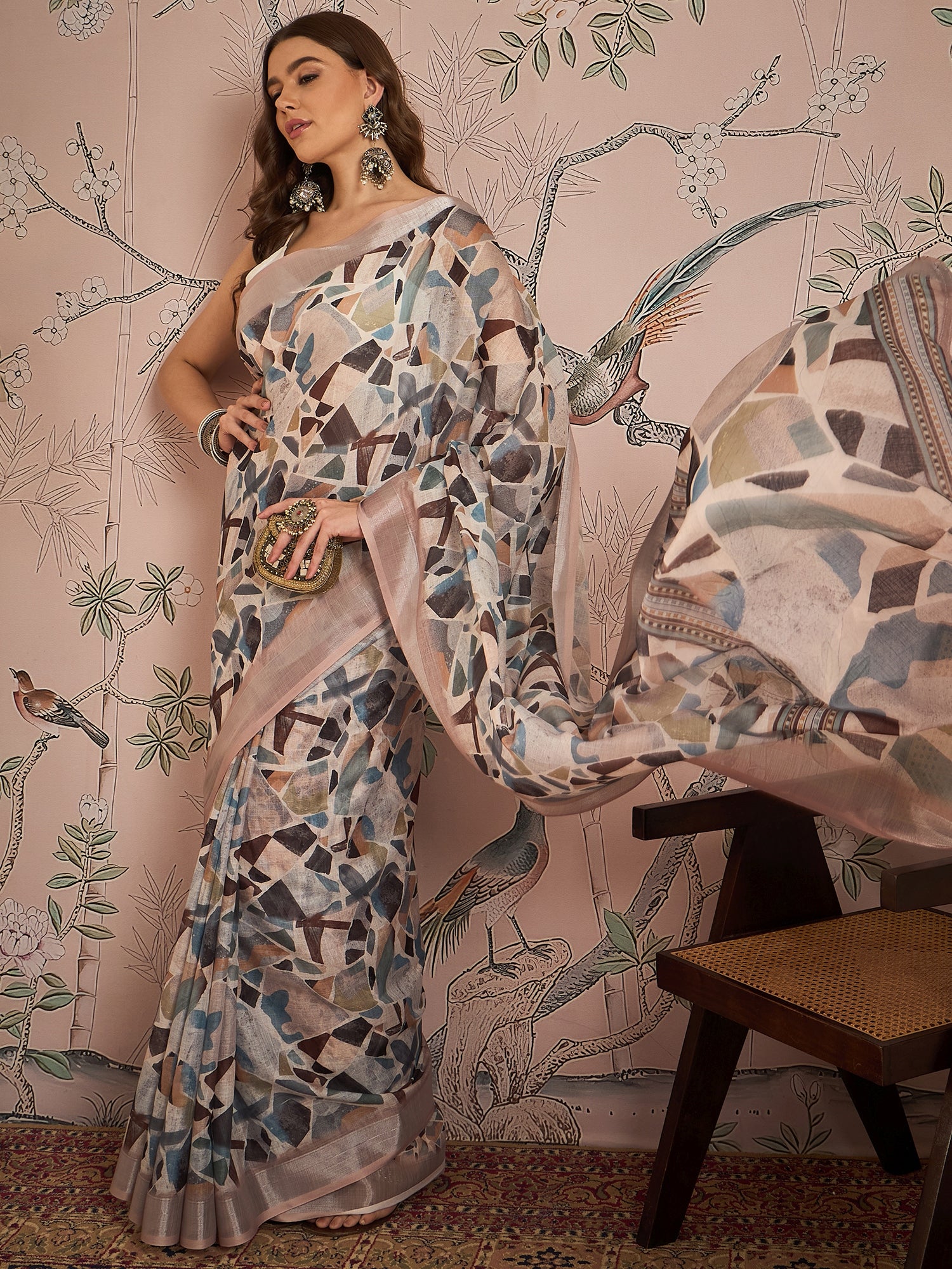 Floral Zari Linen Blend Block Print Saree