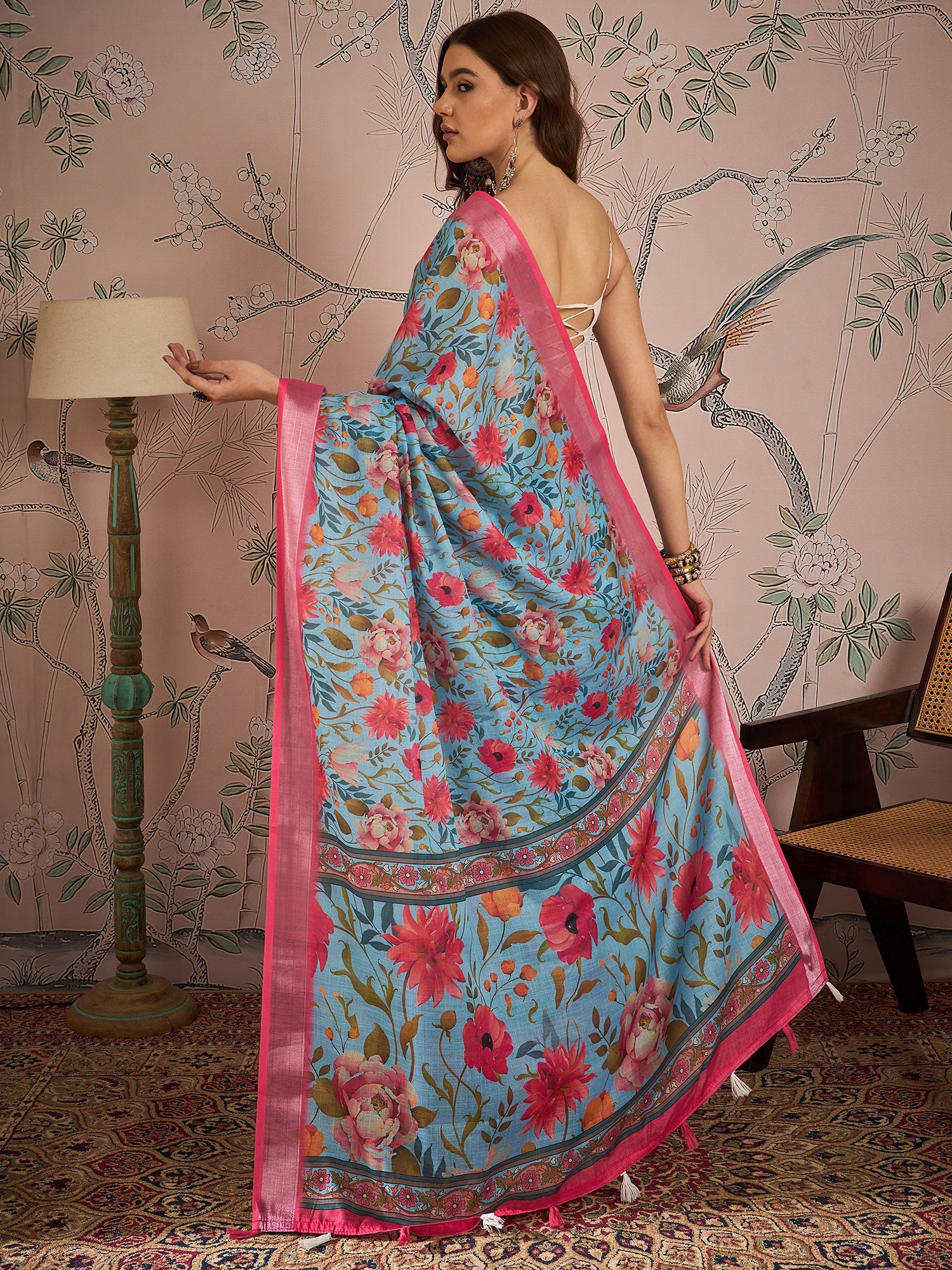 Floral Zari Linen Blend Saree
