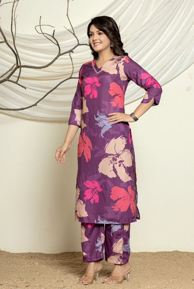 Women Cotton Floral Printed Kurta With Pant