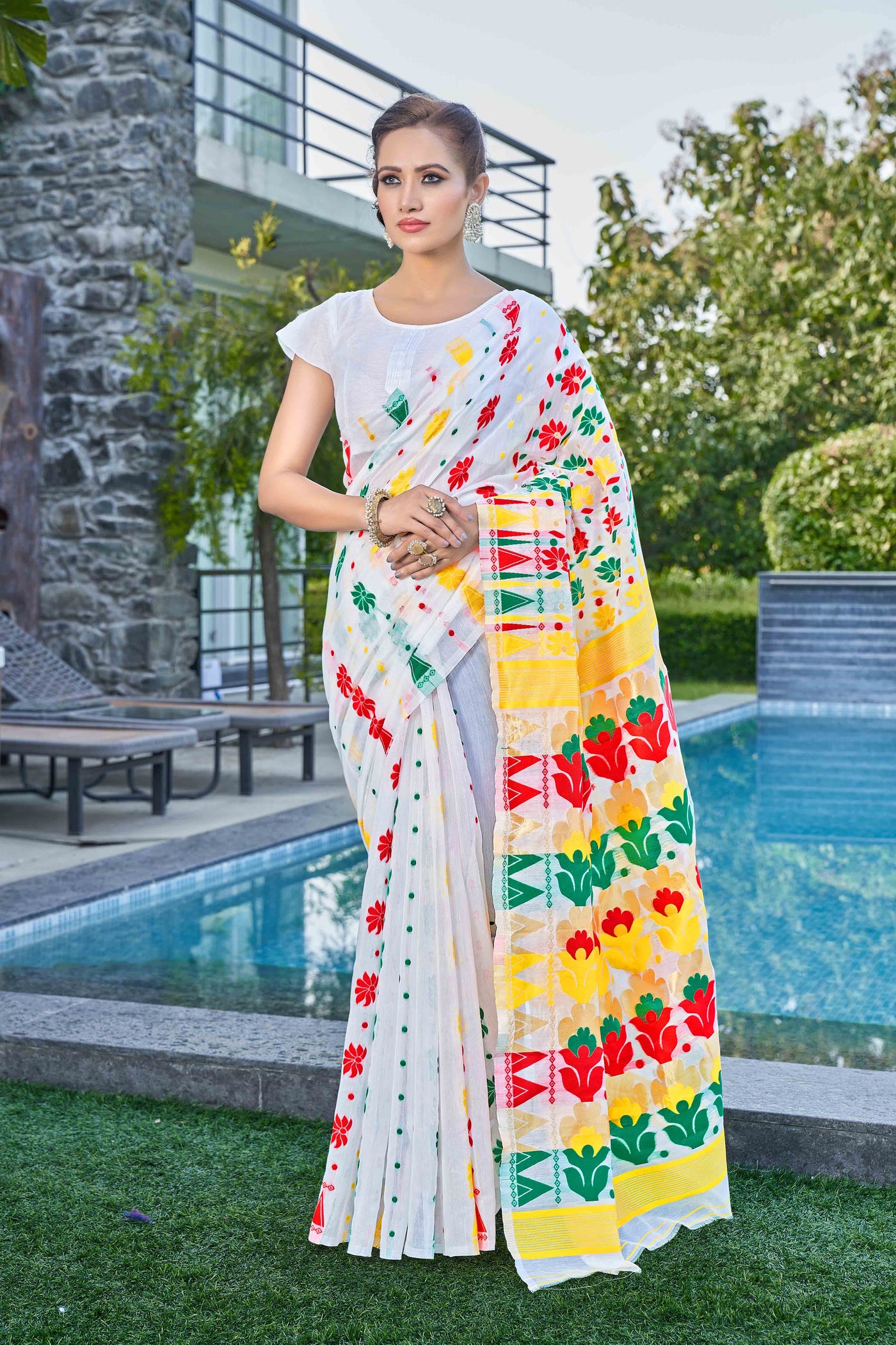 Floral Woven Design Linen Jamdani Saree