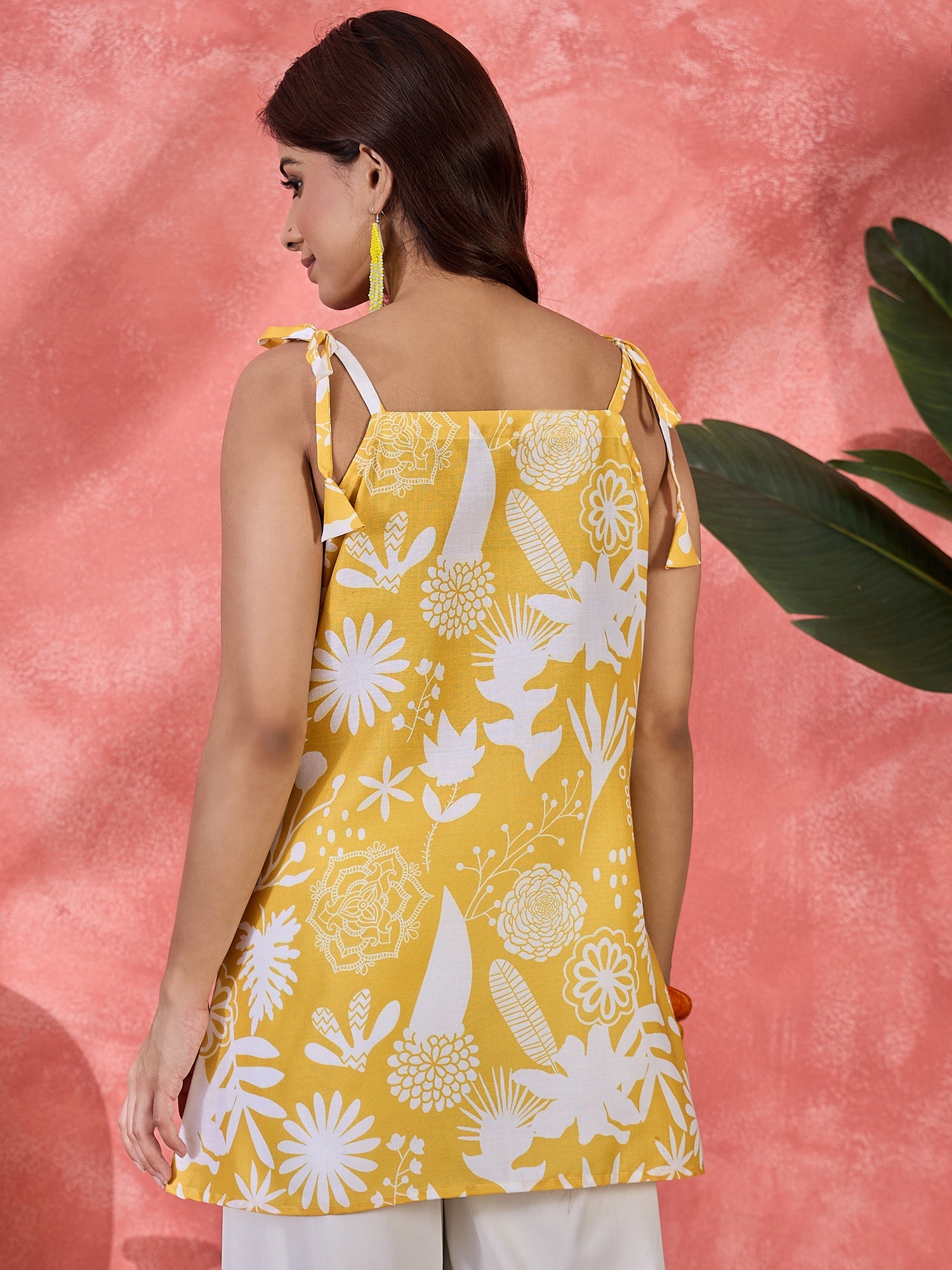 Women Floral Printed Shoulder Straps Top