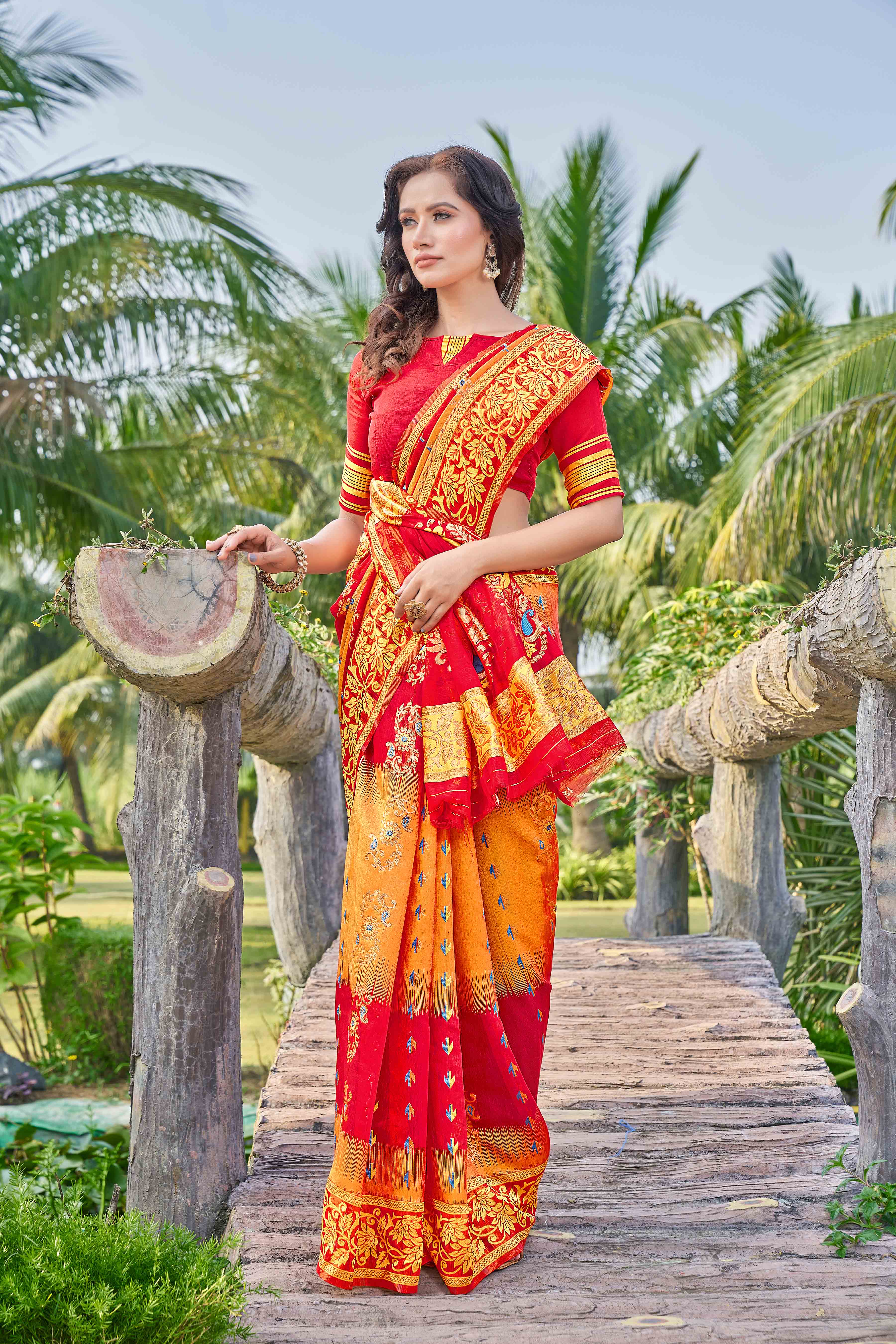 Ethnic Motifs Woven Design Zari Silk Cotton Jamdani Saree