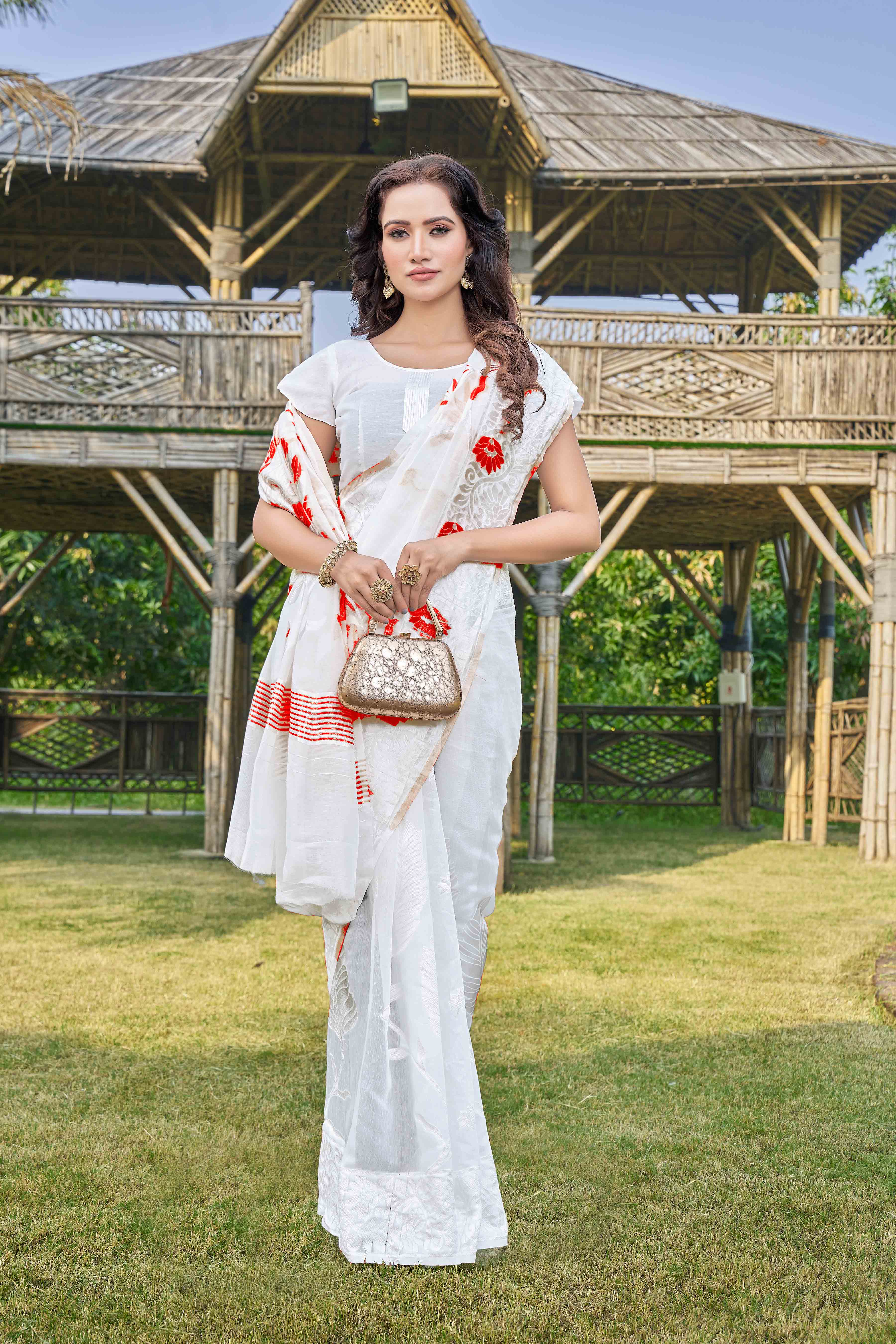 Floral Woven Design Zari Silk Cotton Jamdani Saree