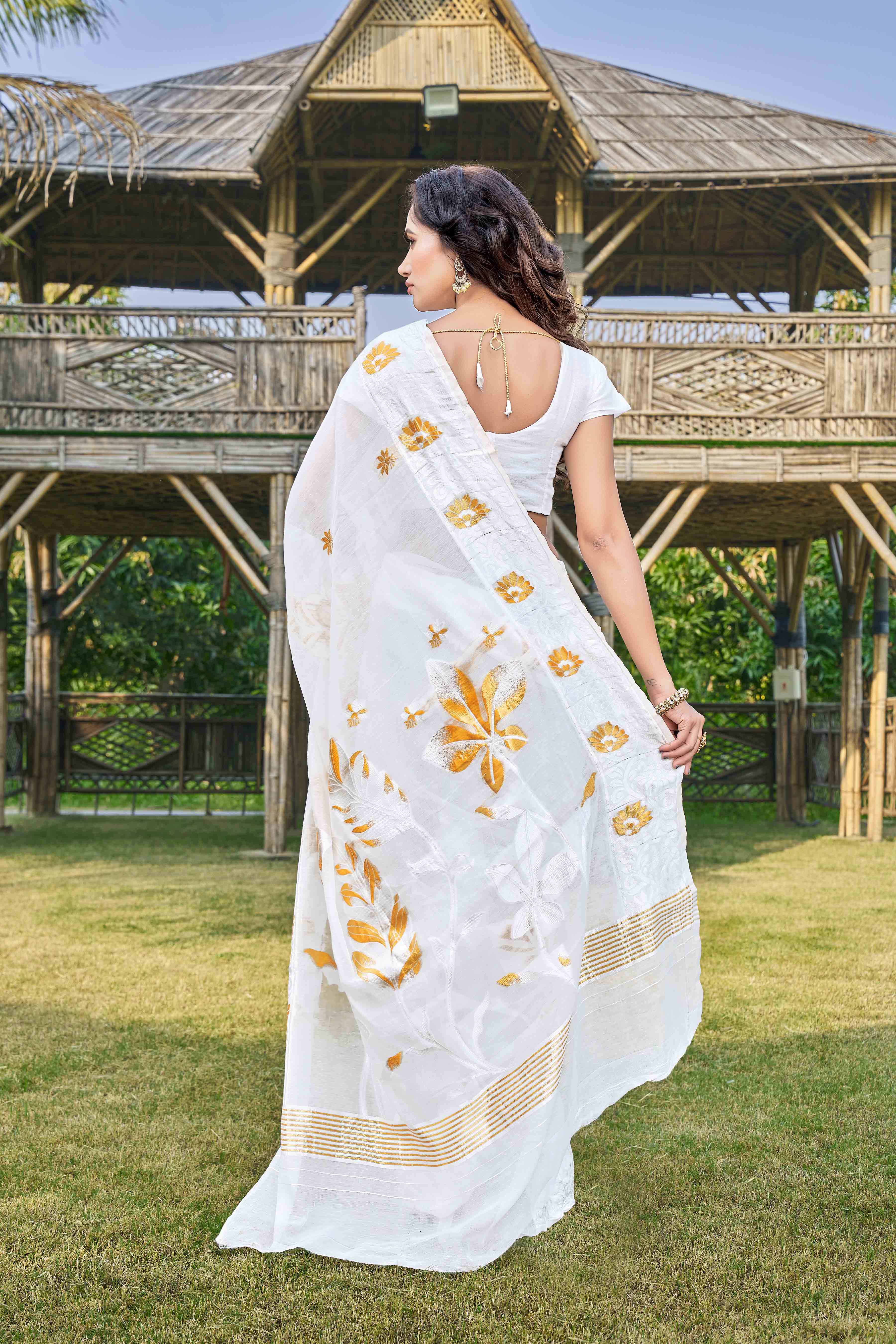Floral Woven Design Zari Silk Cotton Jamdani Saree