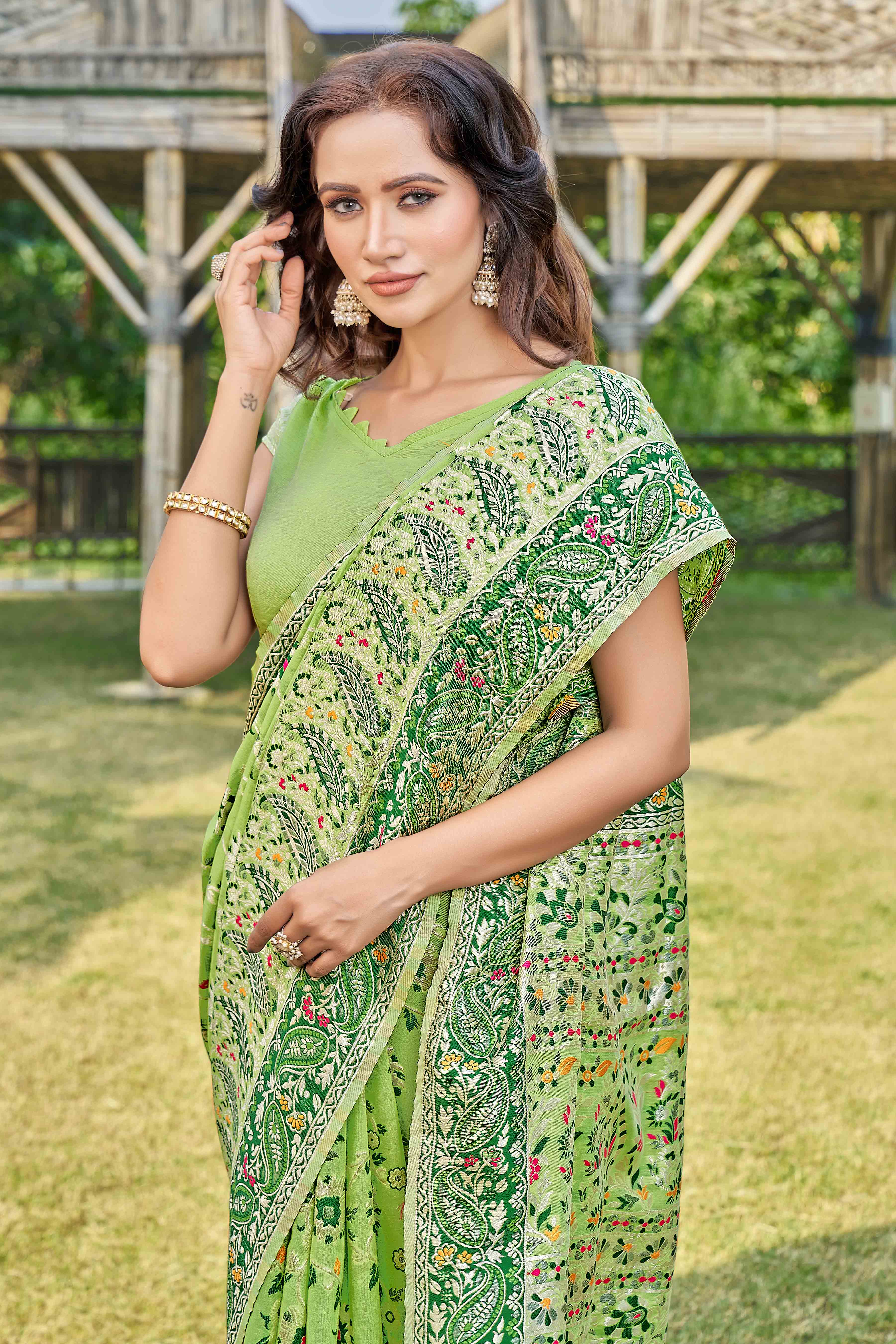 Floral Woven Design Zari Pashmina Saree