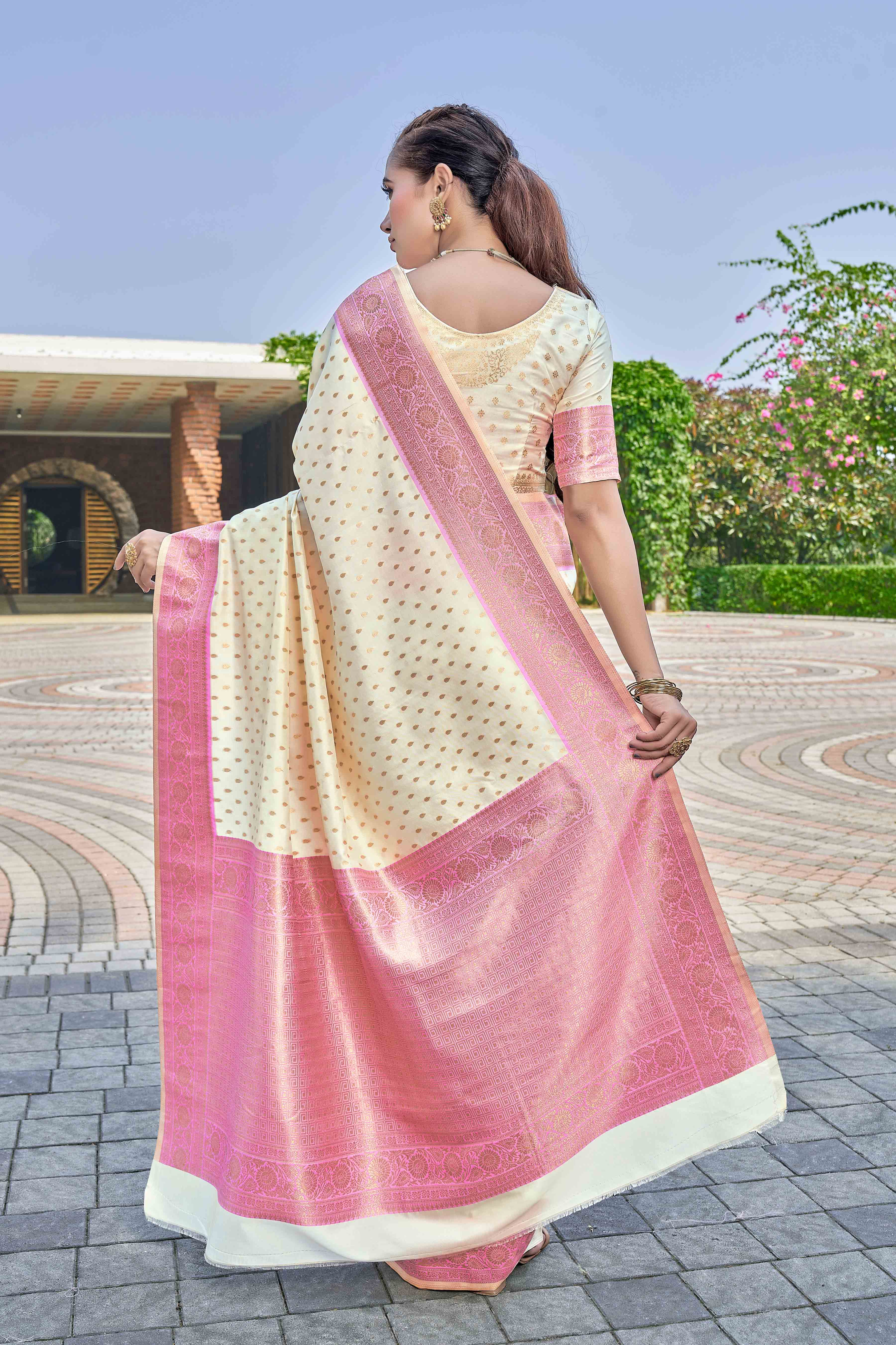 Ethnic Motifs Woven Design Zari Banarasi Saree