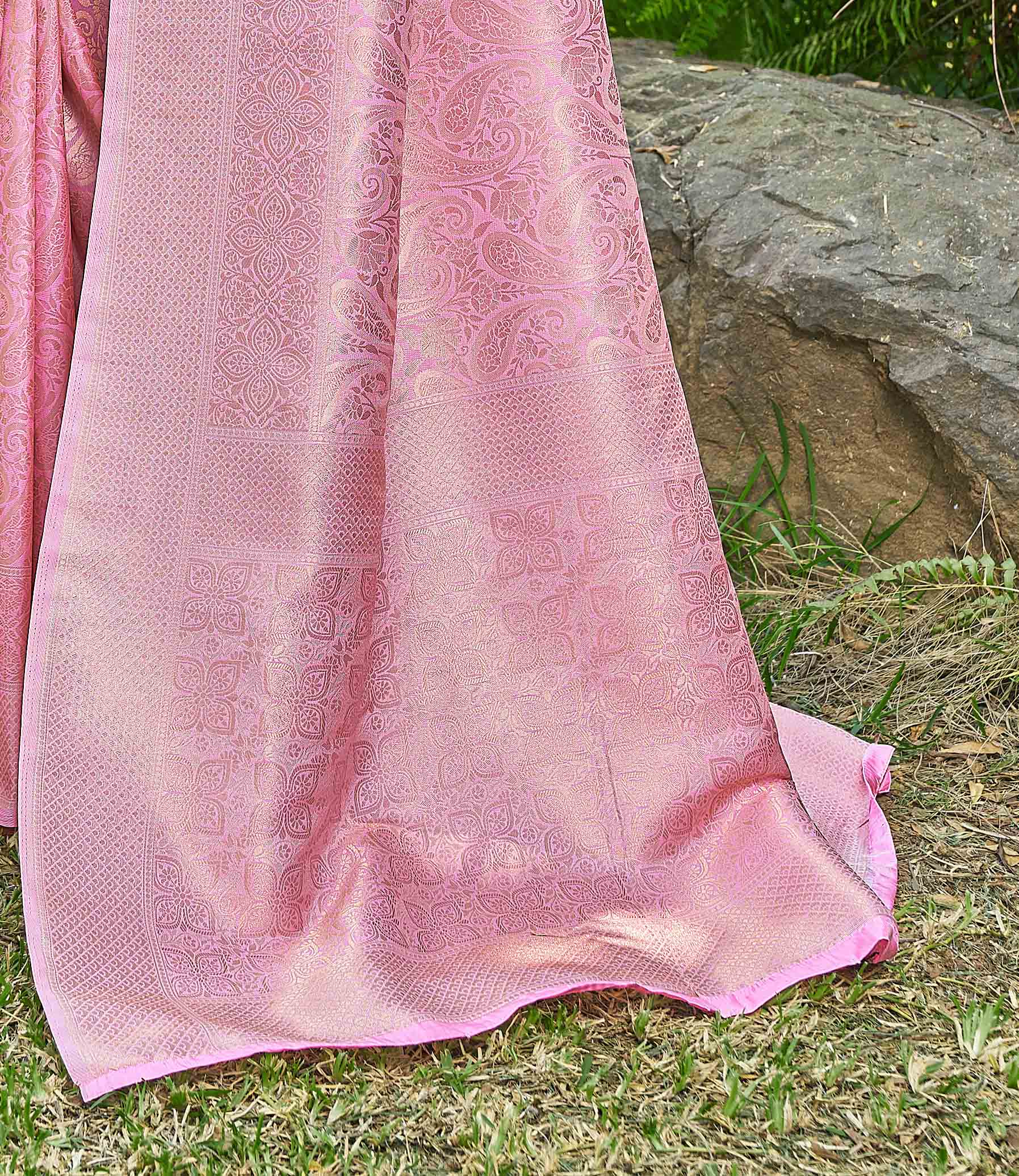 Ethnic Motifs Woven Design Zari Banarasi Saree