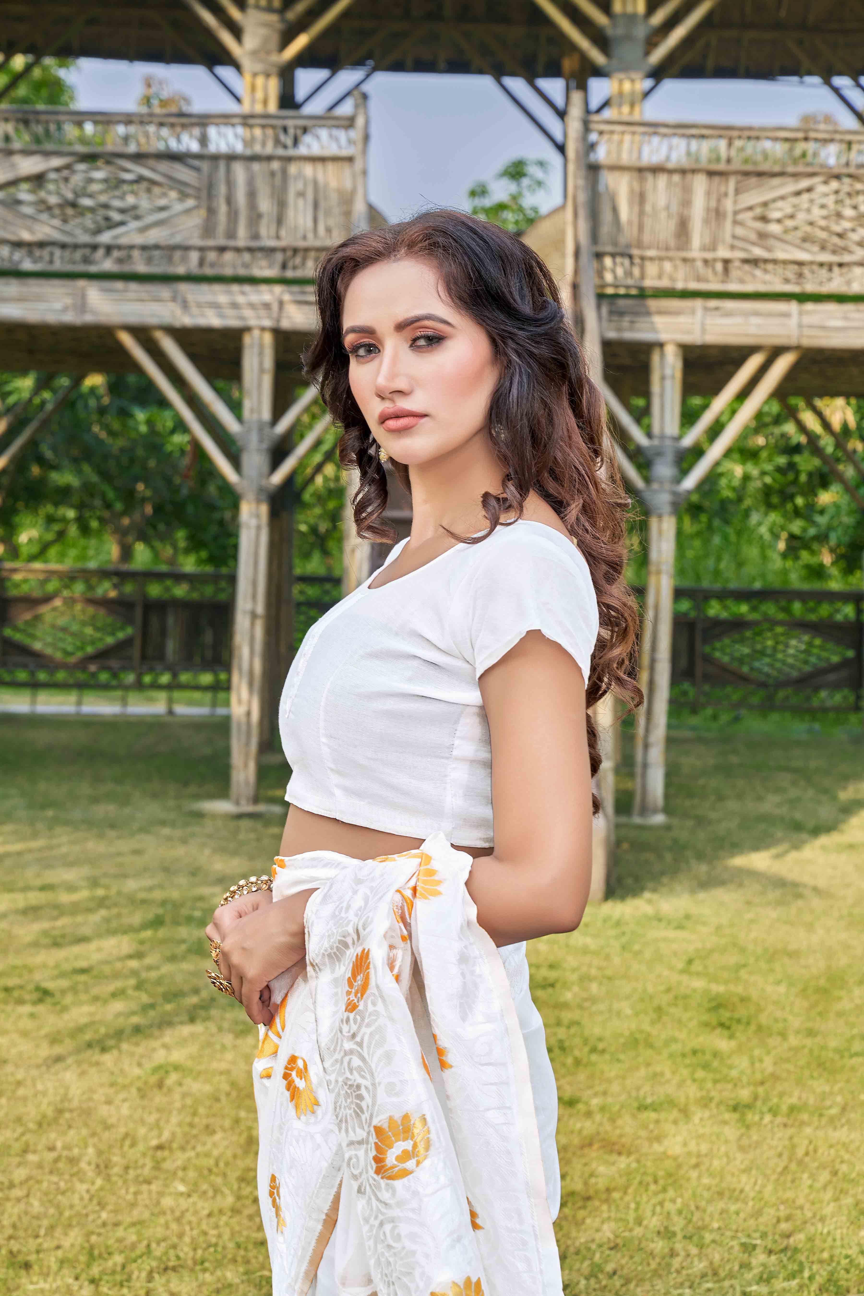 Floral Woven Design Zari Silk Cotton Jamdani Saree