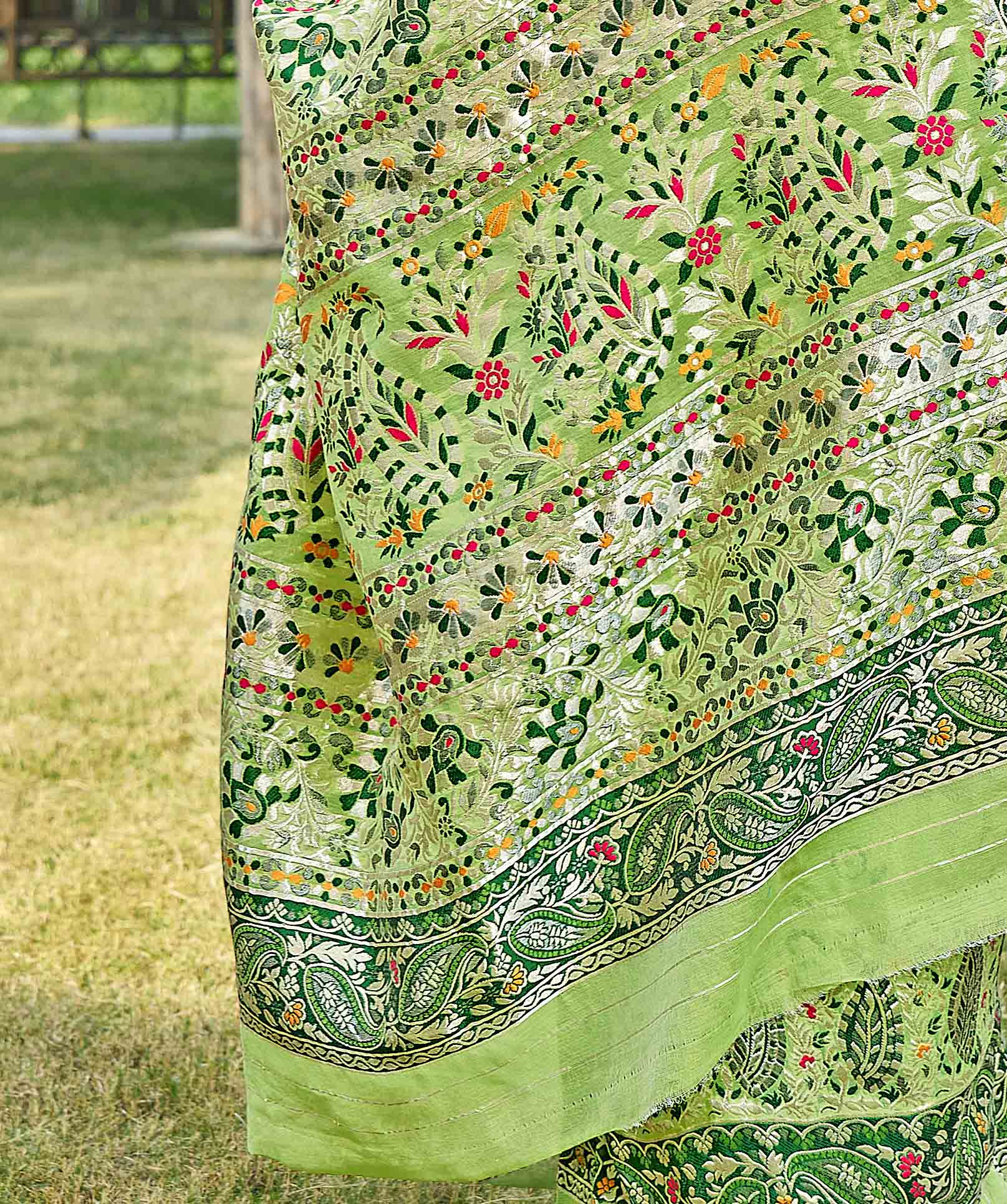 Floral Woven Design Zari Pashmina Saree