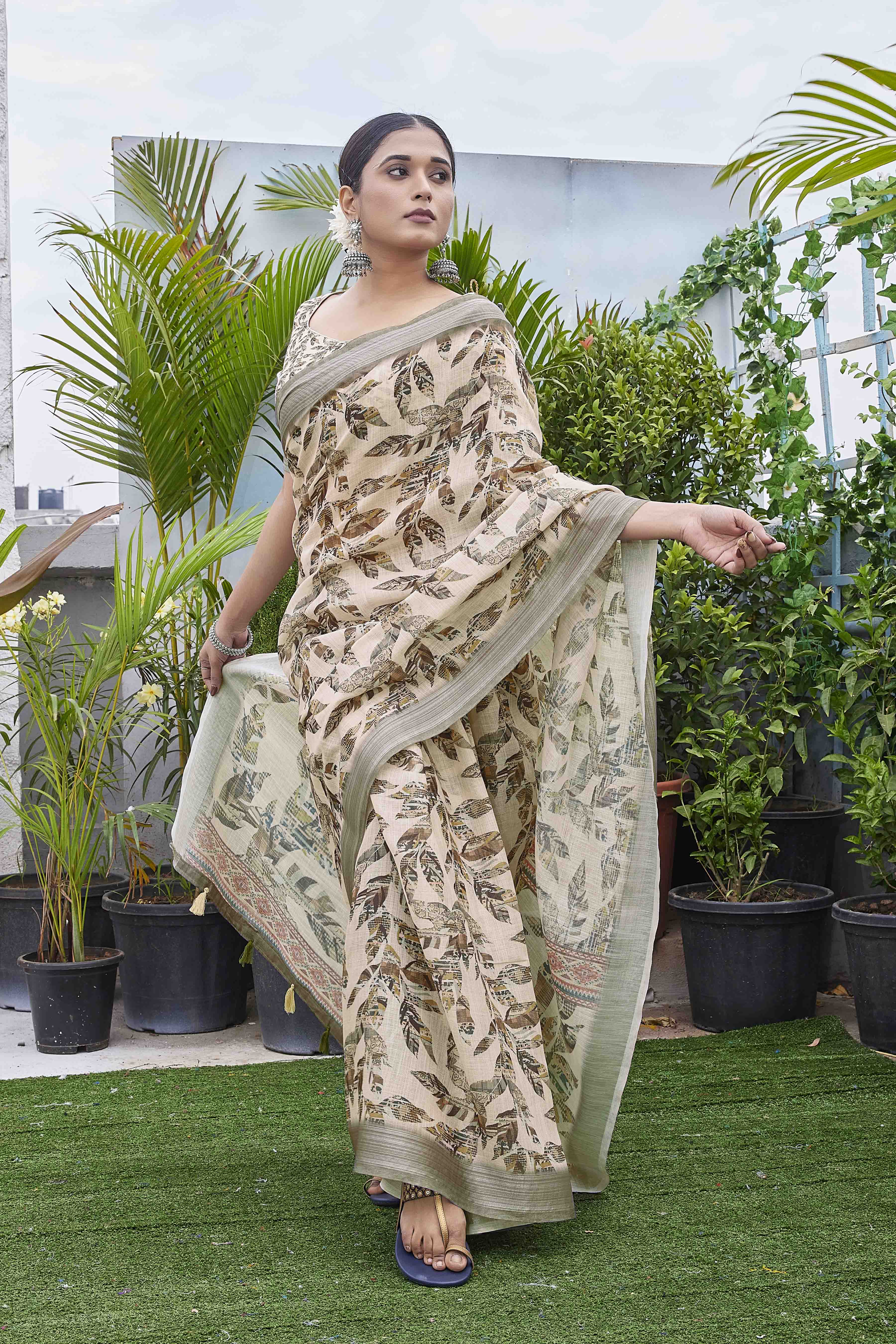 DIGITAL PRINT FLORAL COTTON LINEN ZARI BORDER SAREE