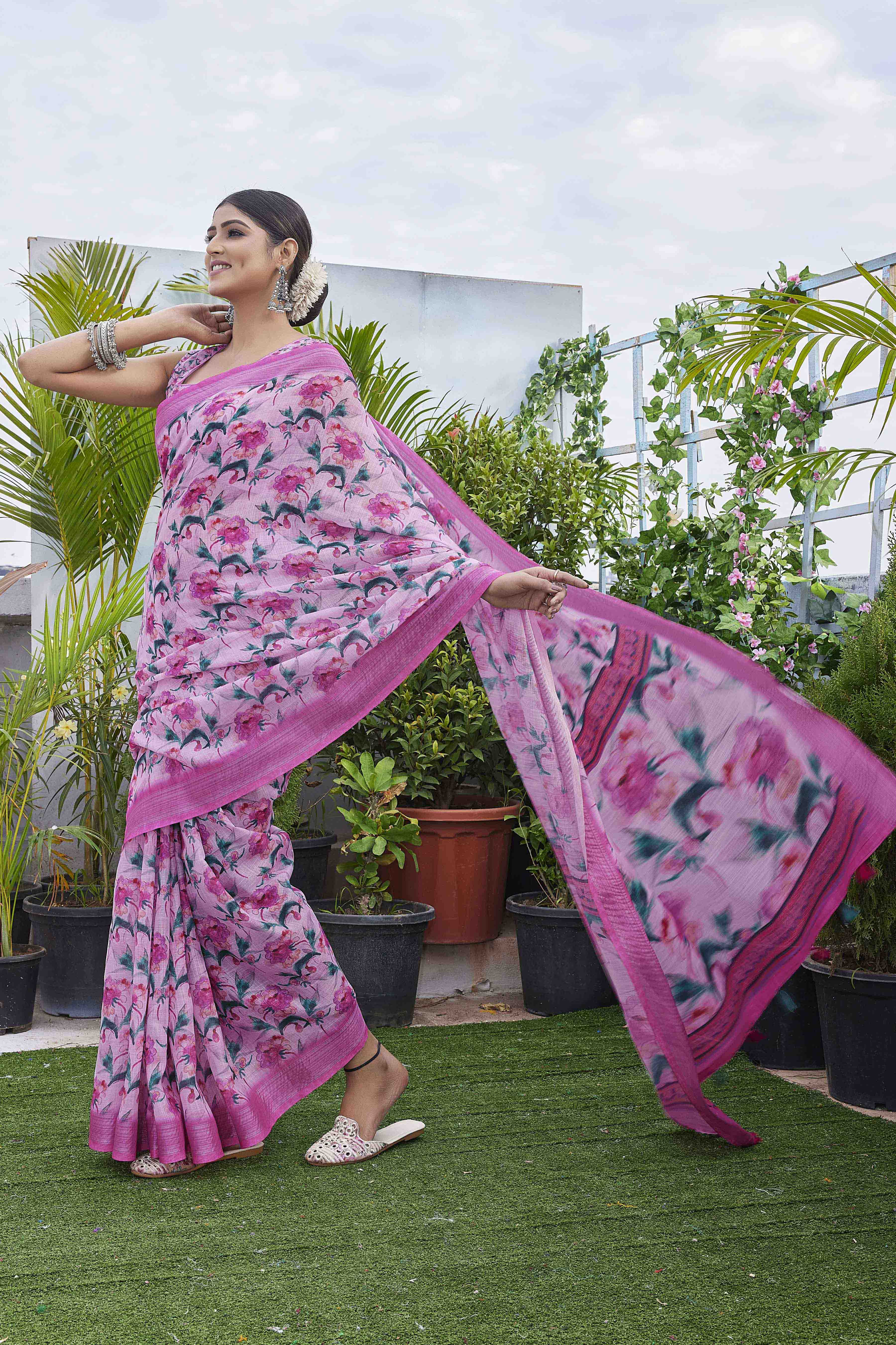 DIGITAL PRINT FLORAL WOVEN DESIGN COTTON LINEN ZARI BORDER SAREE