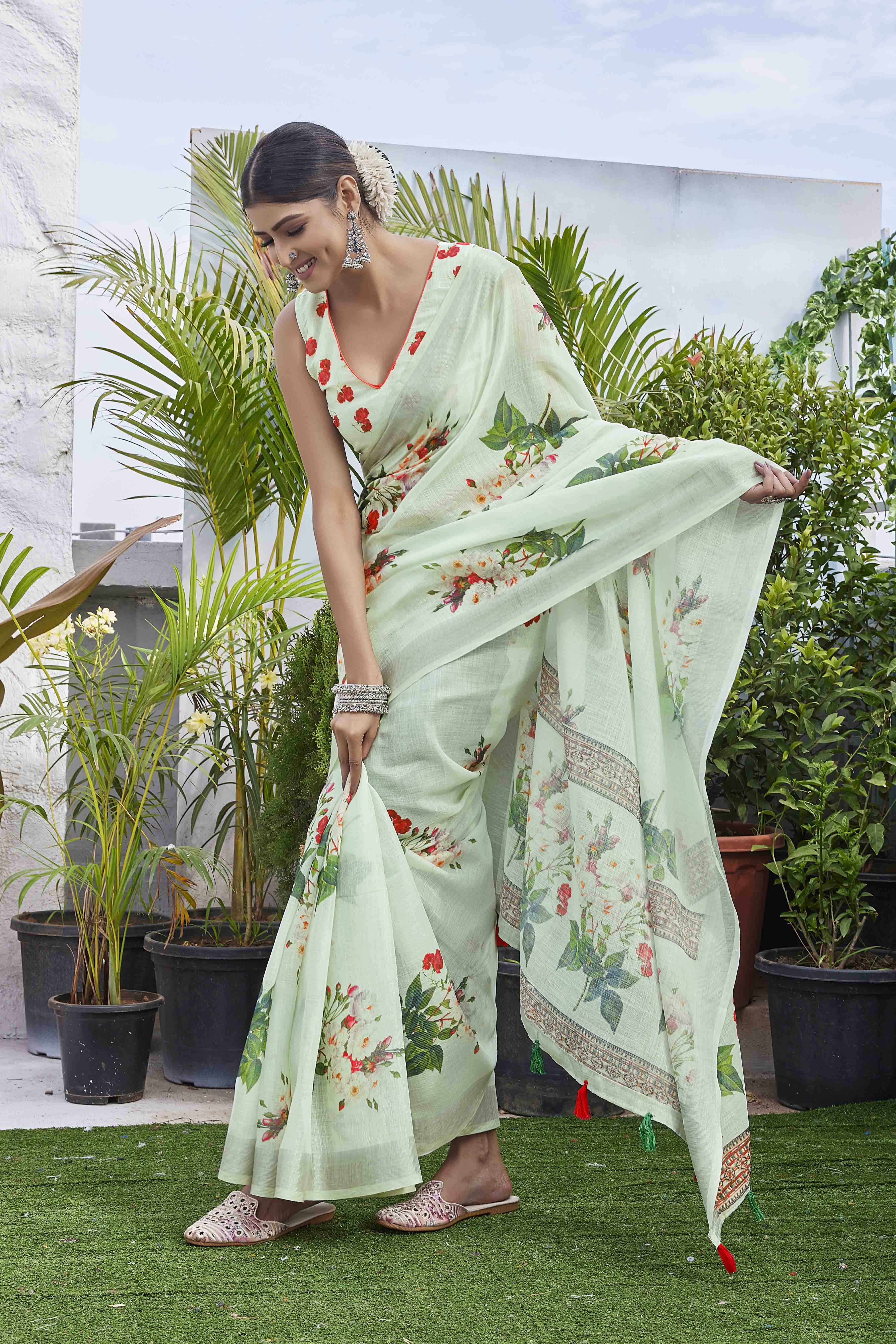 Digital Print Woven Design Floral Printed Zardozi Designer Saree
