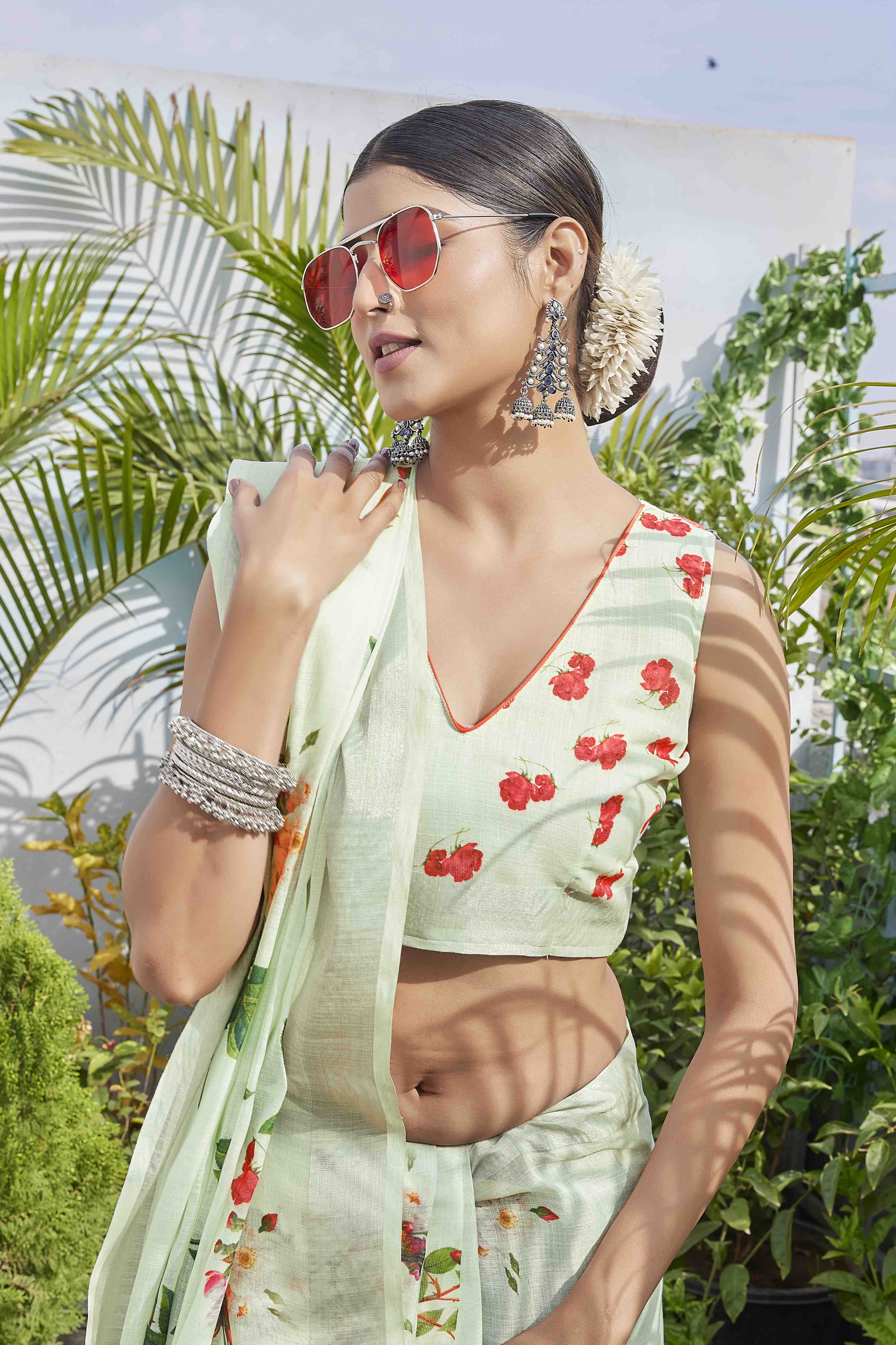 Digital Print Woven Design Floral Printed Zardozi Designer Saree