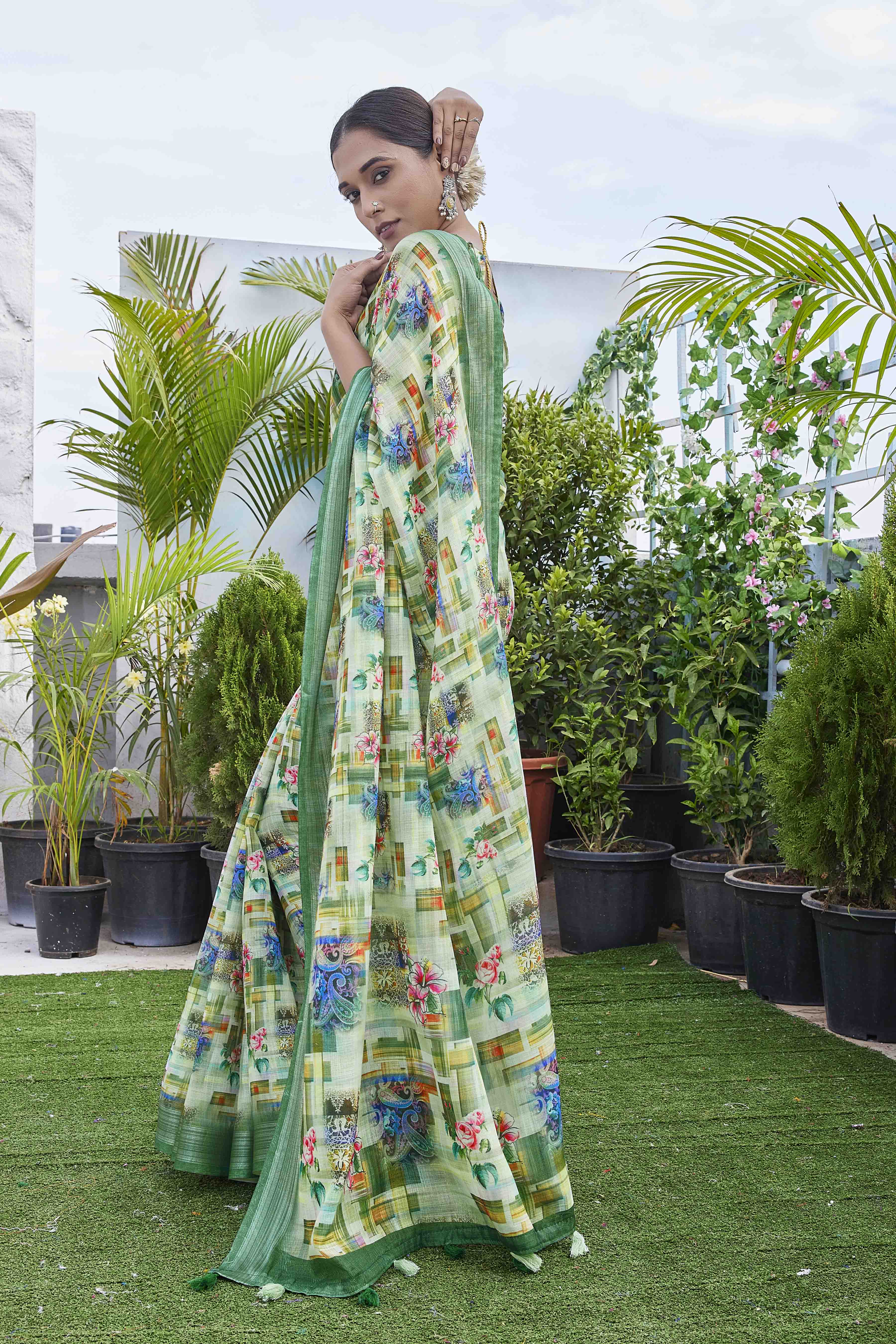 DIGITAL PRINT CHECKED WOVEN DESIGN COTTON LINEN ZARI BORDER SAREE